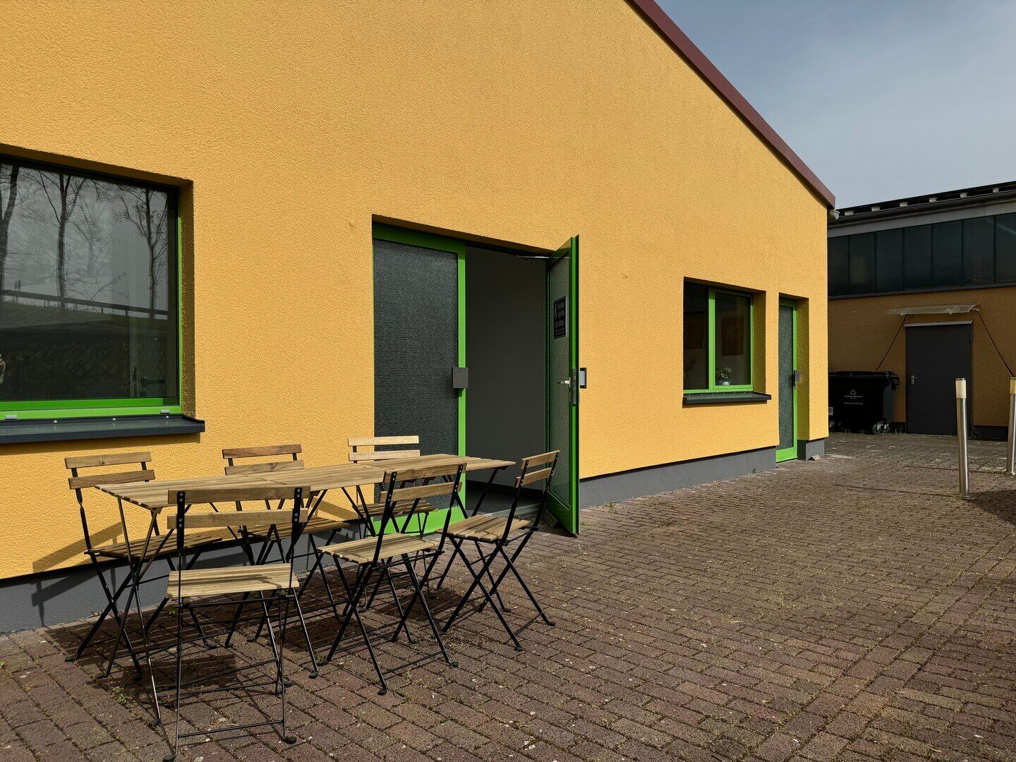 Außenbereich mit Sitzgruppe Boardinghouse Darmstadt — Corporate Housing